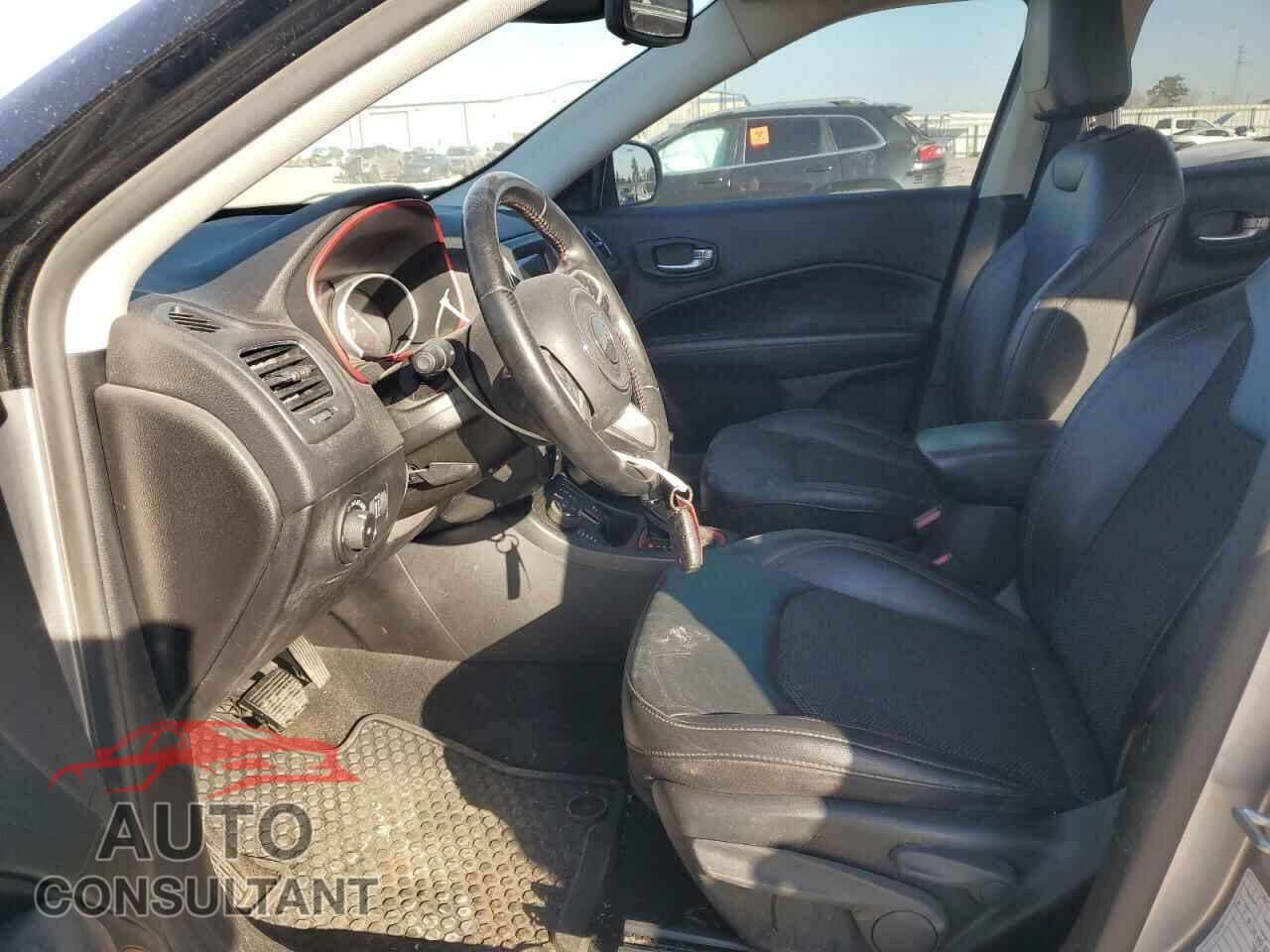JEEP COMPASS 2020 - 3C4NJDDB0LT177337