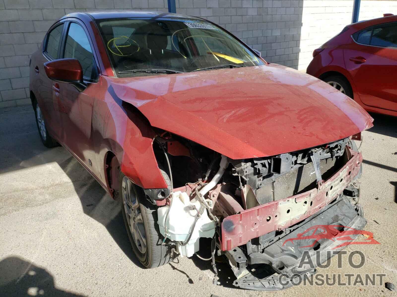 TOYOTA YARIS 2017 - 3MYDLBYV9HY183812