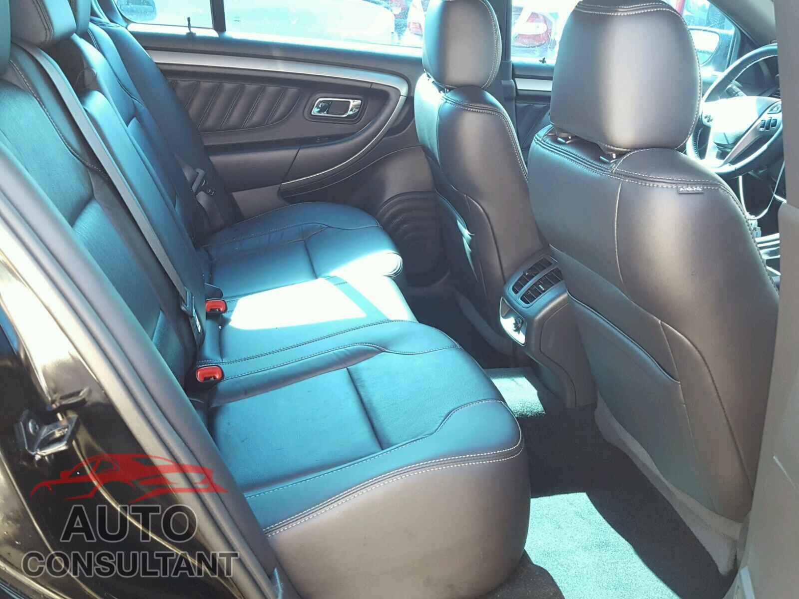 FORD TAURUS 2017 - 1FAHP2E86HG120578