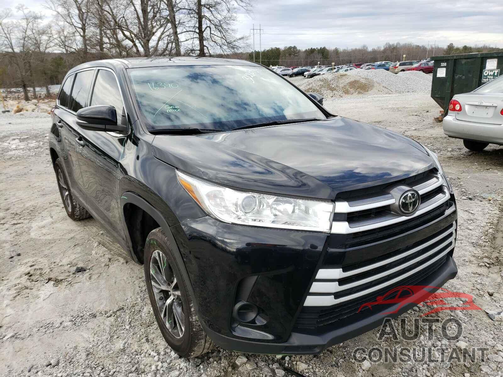TOYOTA HIGHLANDER 2019 - 5TDZARFH0KS048345