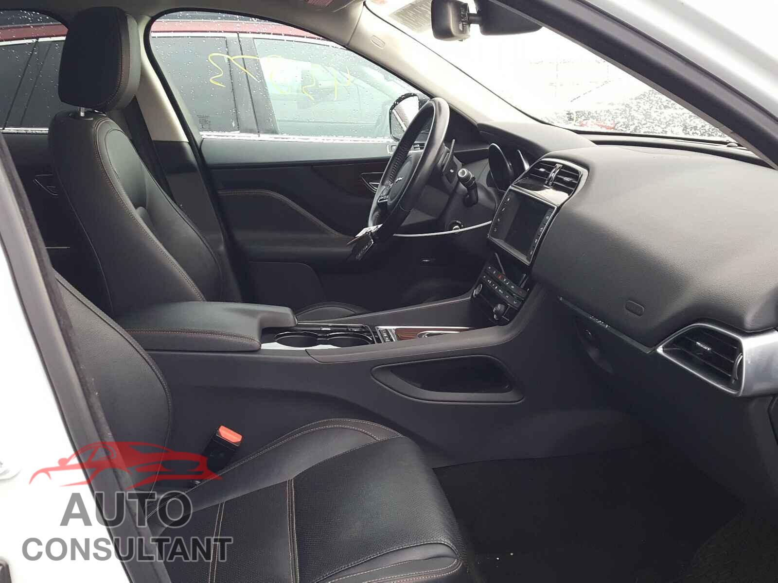 JAGUAR F-PACE 2017 - SADCK2BVXHA097374