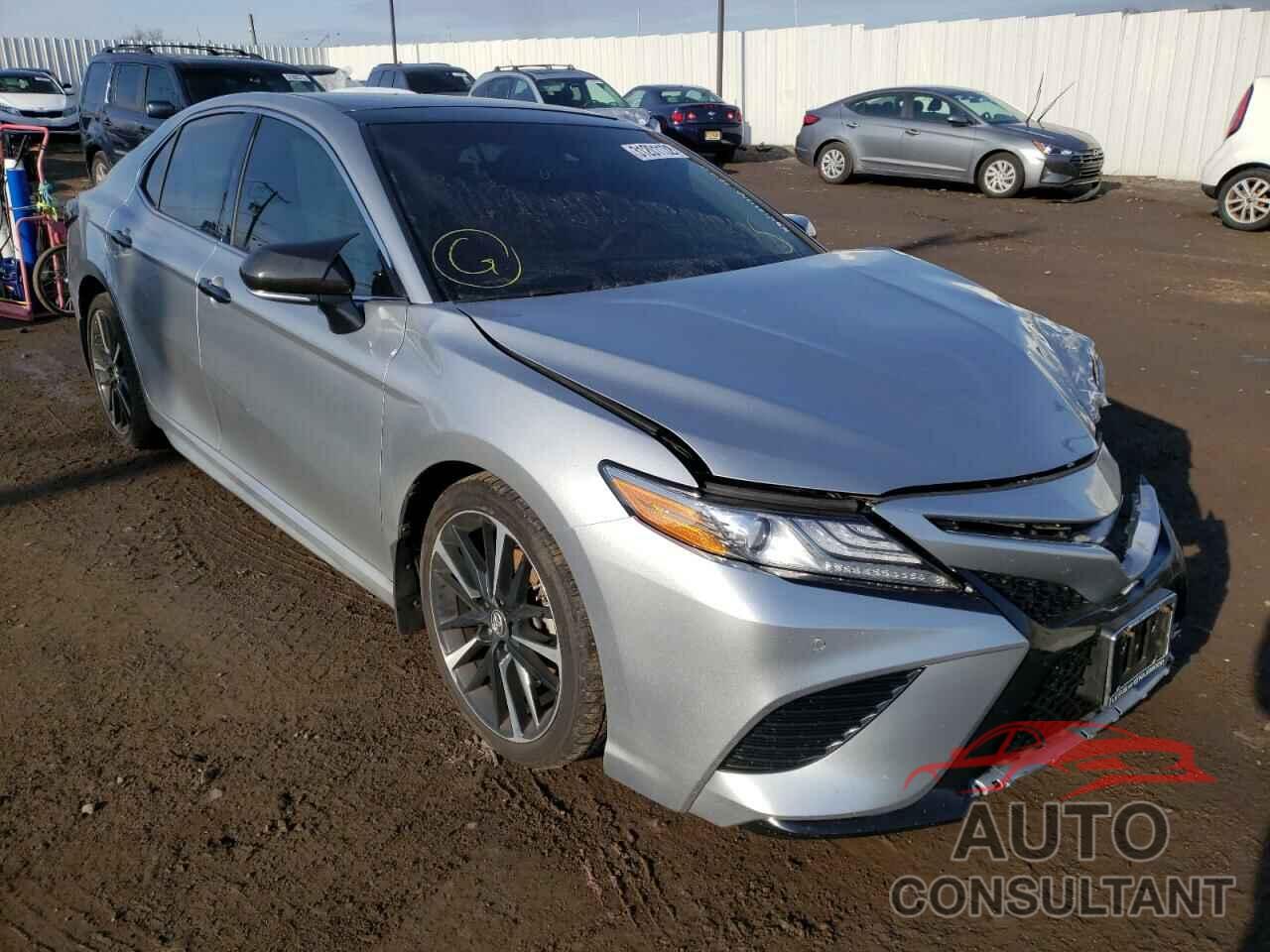 TOYOTA CAMRY 2018 - 4T1B61HKXJU146270