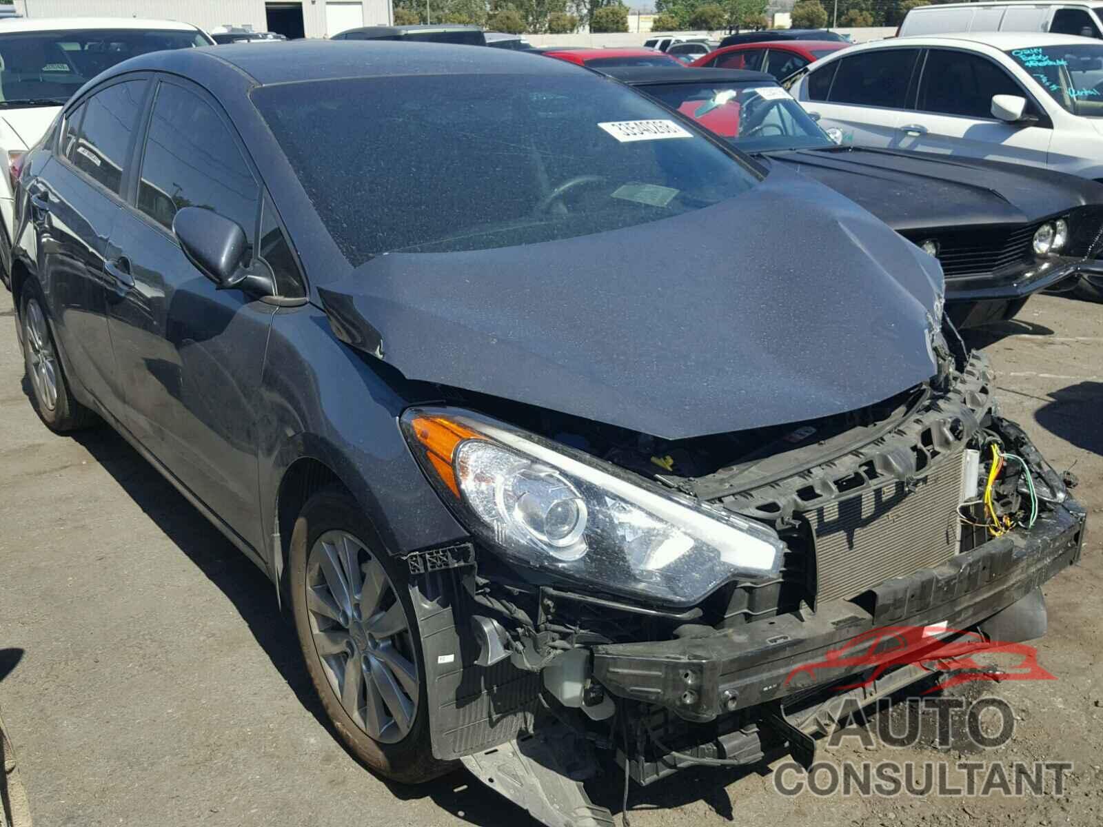 KIA FORTE 2016 - KNAFX4A61G5451528