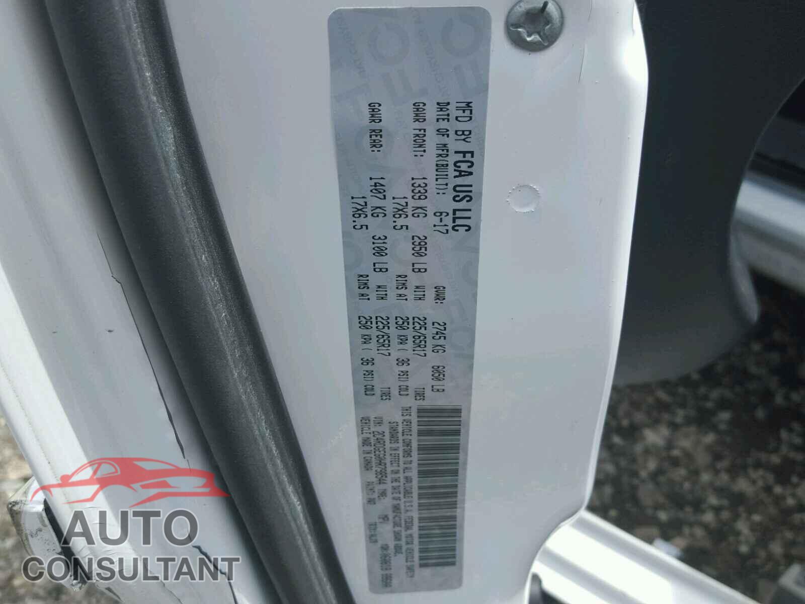 DODGE CARAVAN 2017 - 2C4RDGEG0HR798544