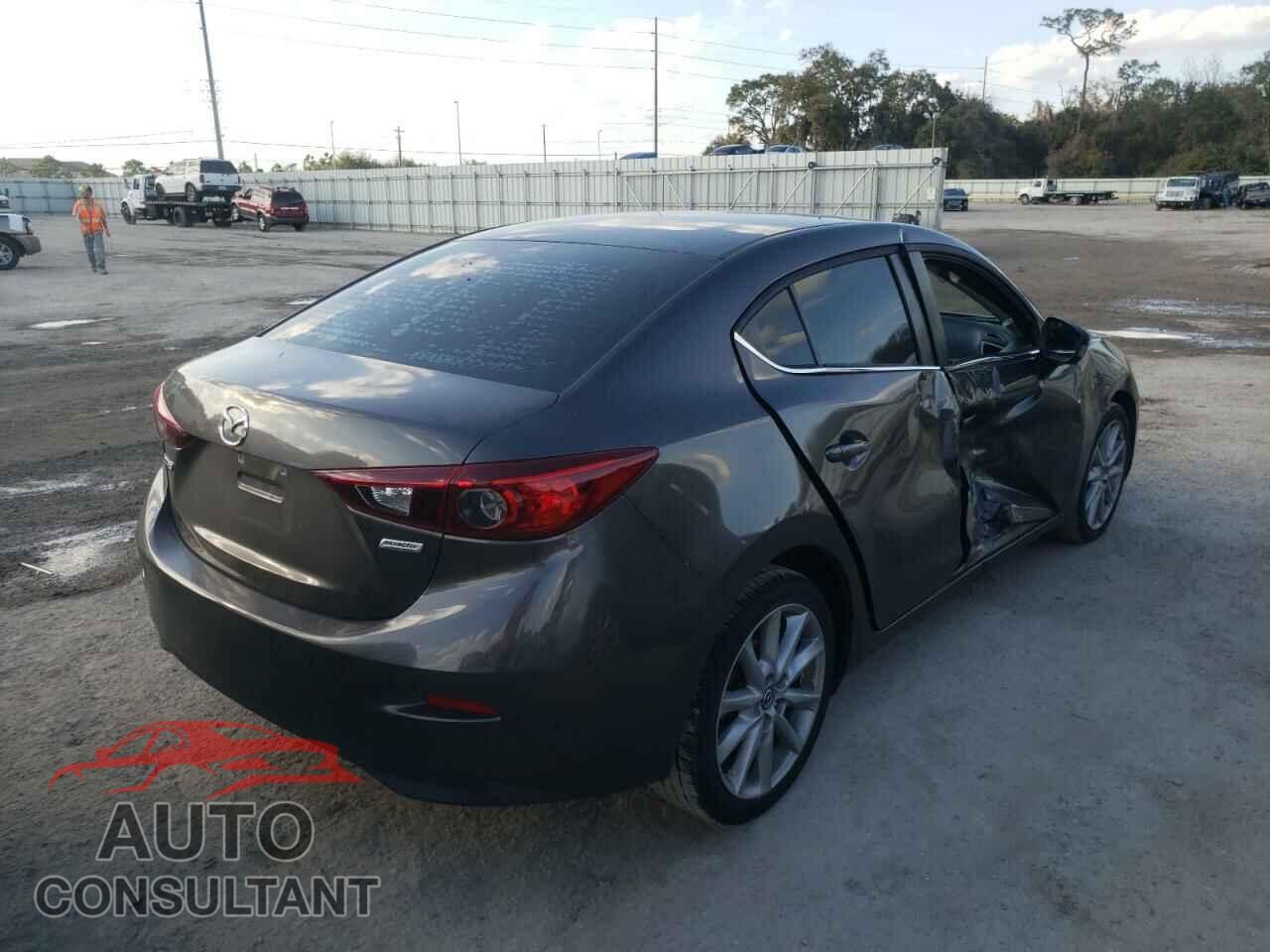 MAZDA 3 2017 - 3MZBN1V76HM100826