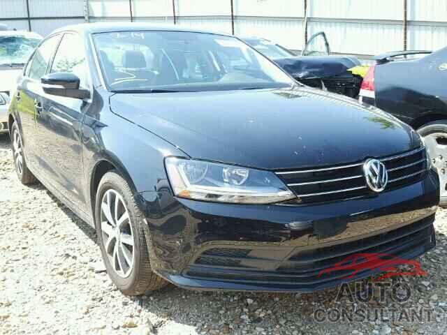 VOLKSWAGEN JETTA 2017 - 3VWDB7AJ3HM268560