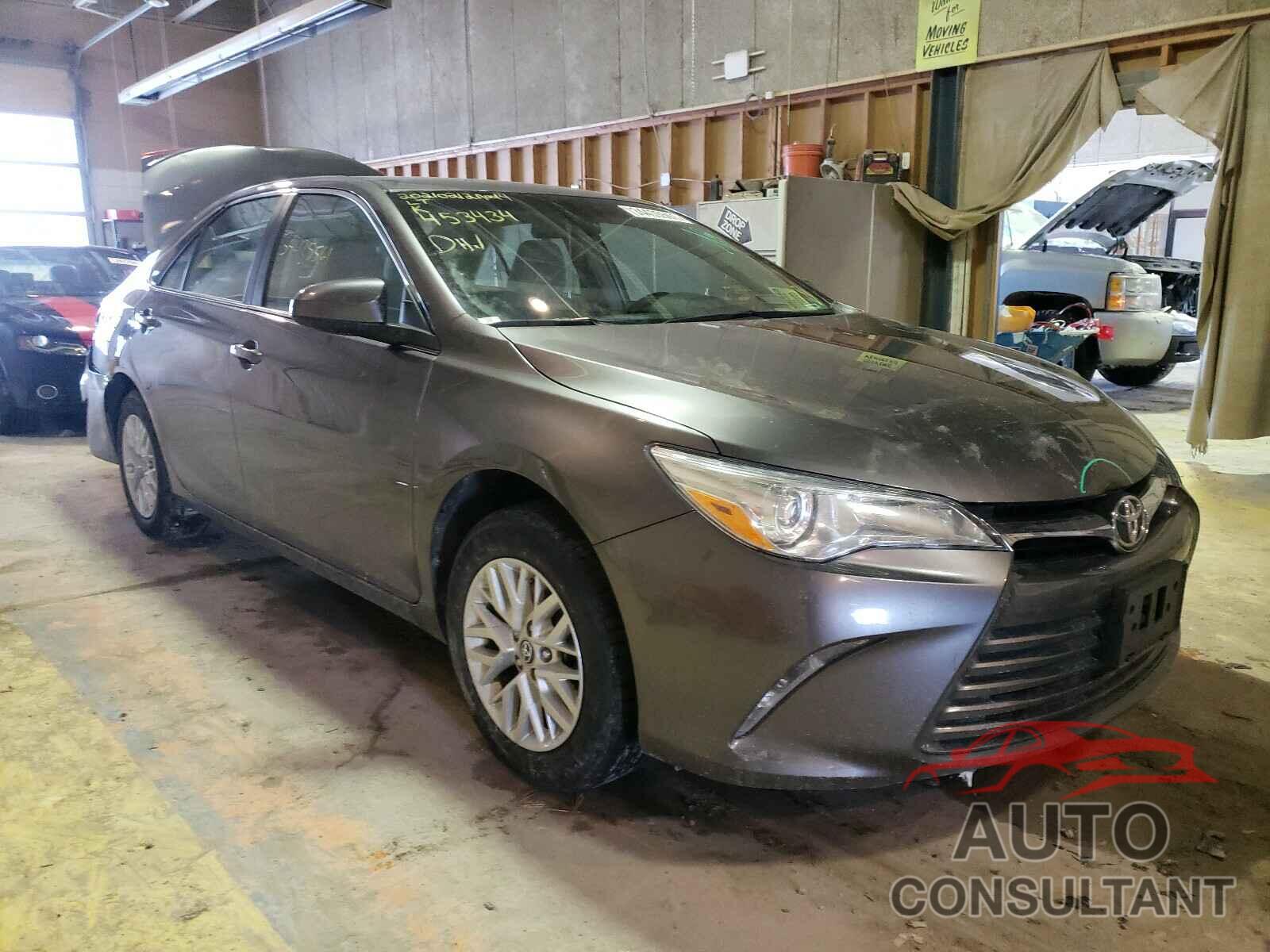 TOYOTA CAMRY 2017 - 4T1BF1FK8HU453434