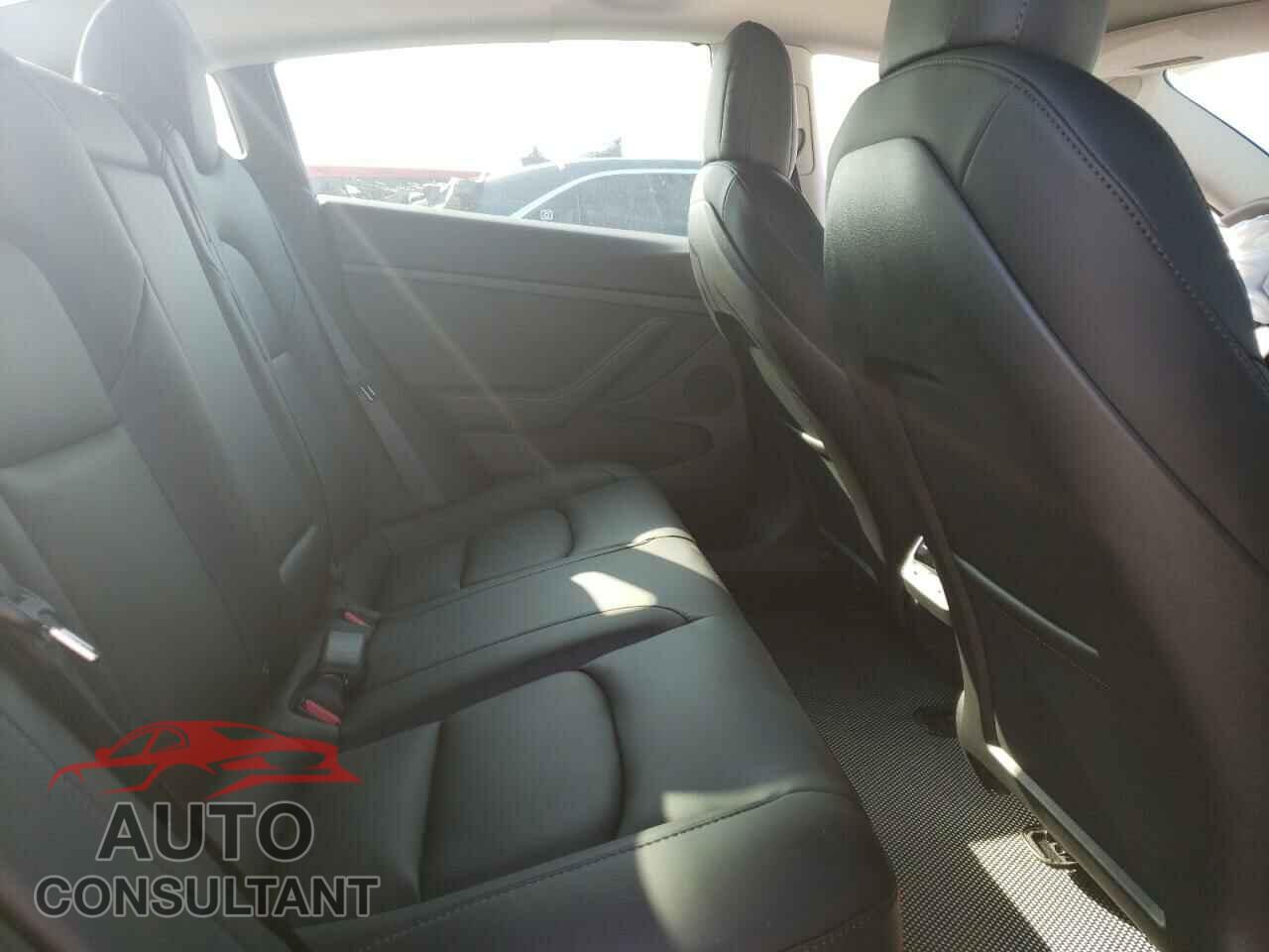 TESLA MODEL 3 2021 - 5YJ3E1EA3MF058469