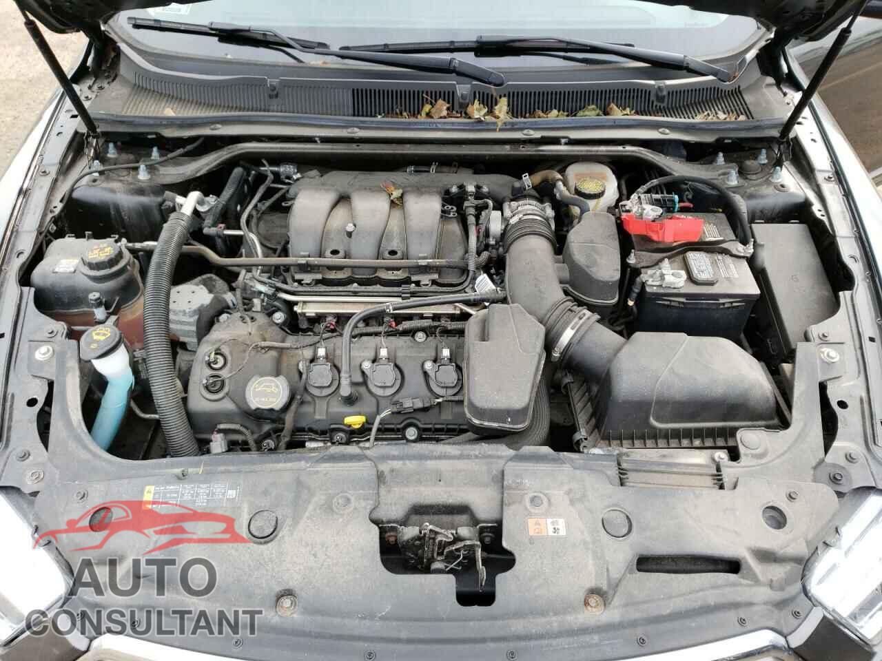 FORD TAURUS 2017 - 1FAHP2D82HG124208