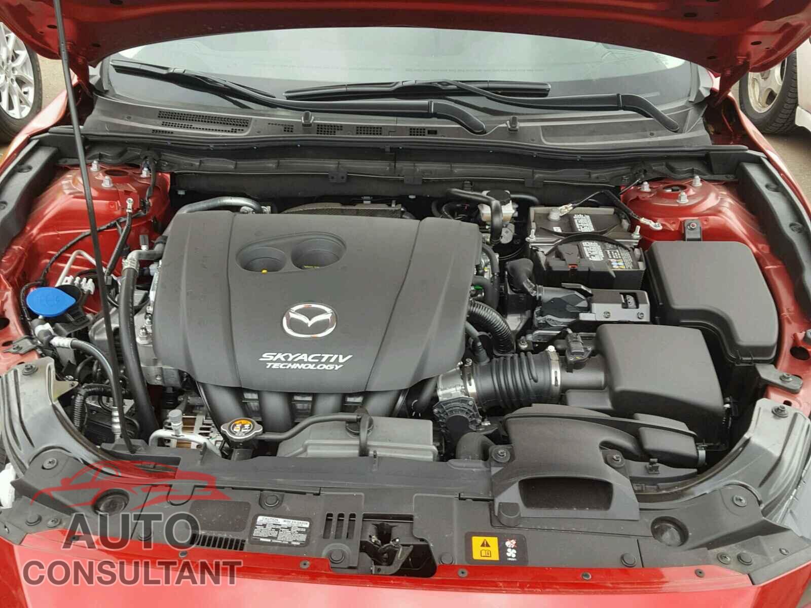 MAZDA 3 2018 - 3MZBN1V34JM169193