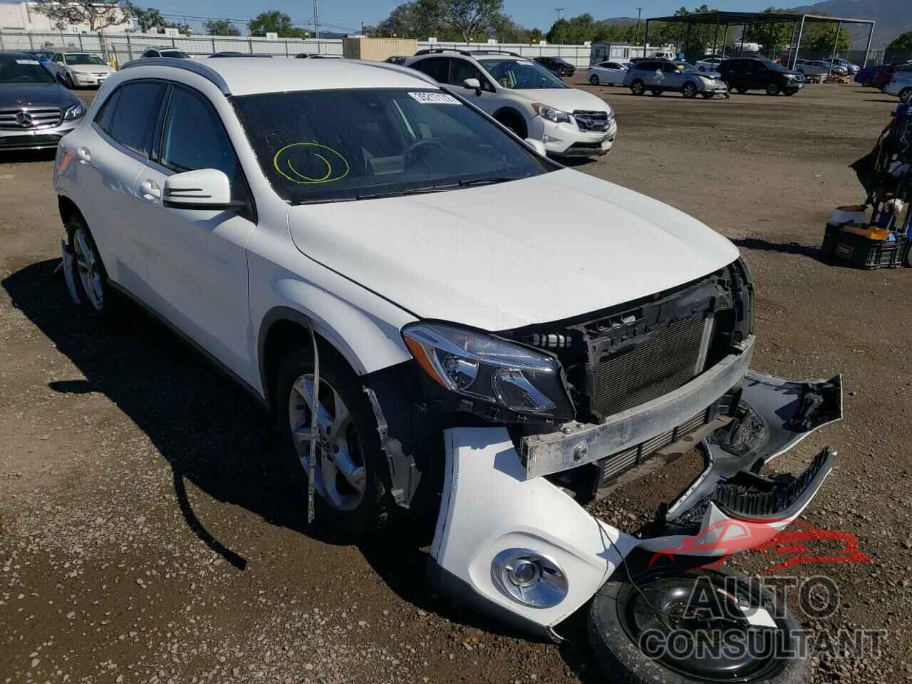 MERCEDES-BENZ GLA-CLASS 2018 - WDCTG4EB2JU000242