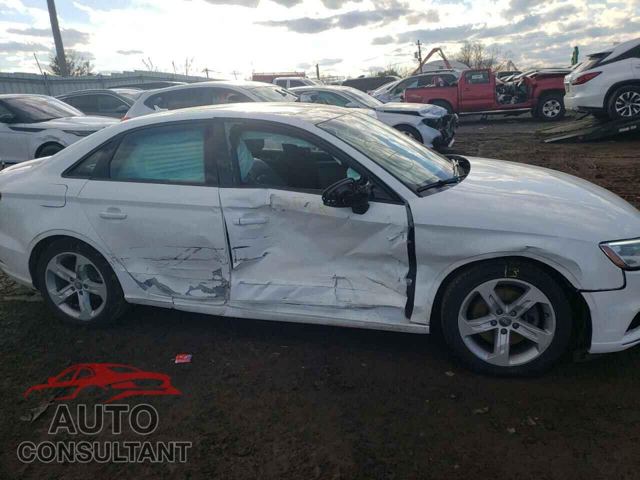 AUDI A3 2017 - WAUAUGFFXH1031708