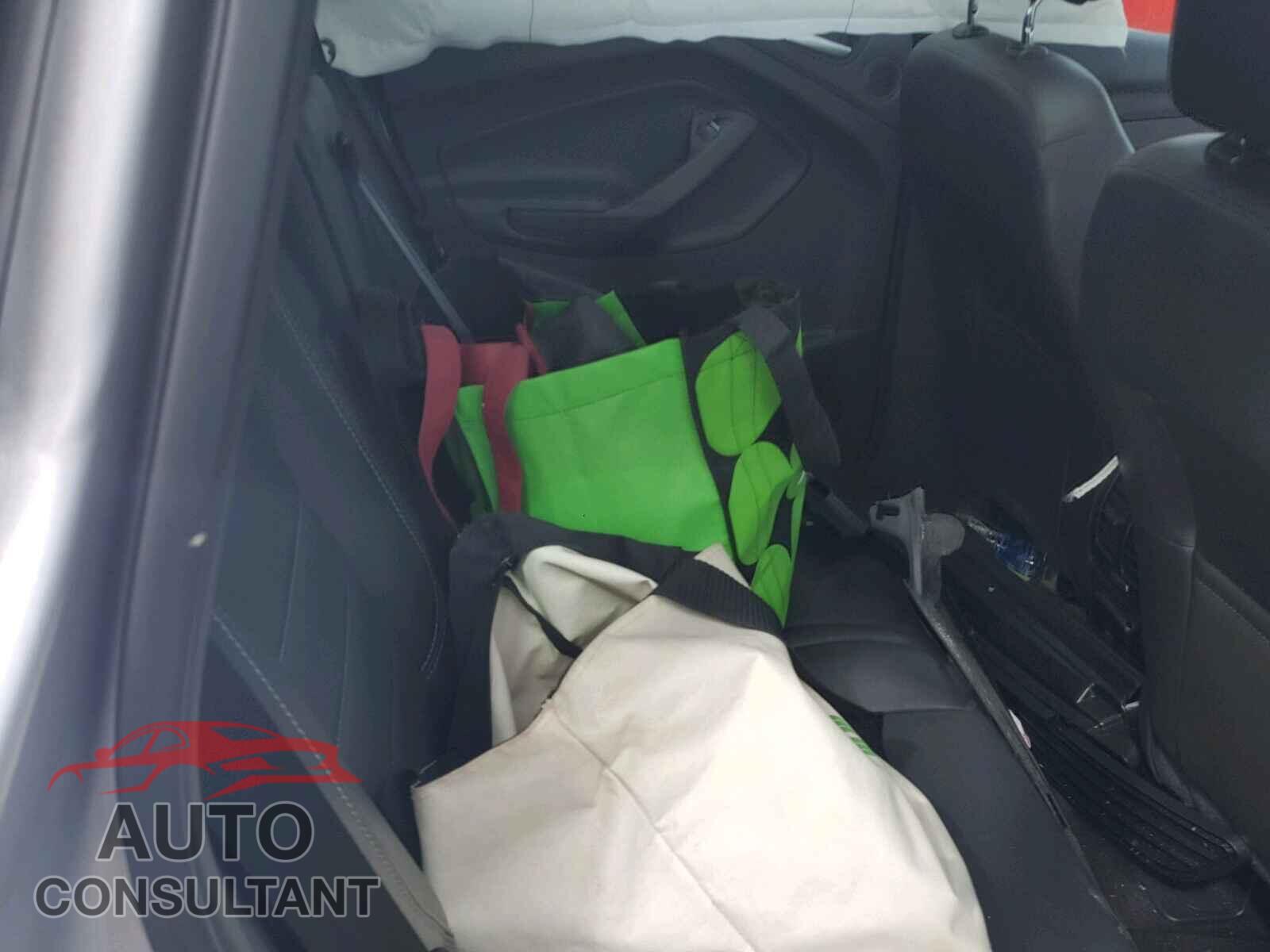 FORD CMAX 2015 - 1FADP5BUXFL115194
