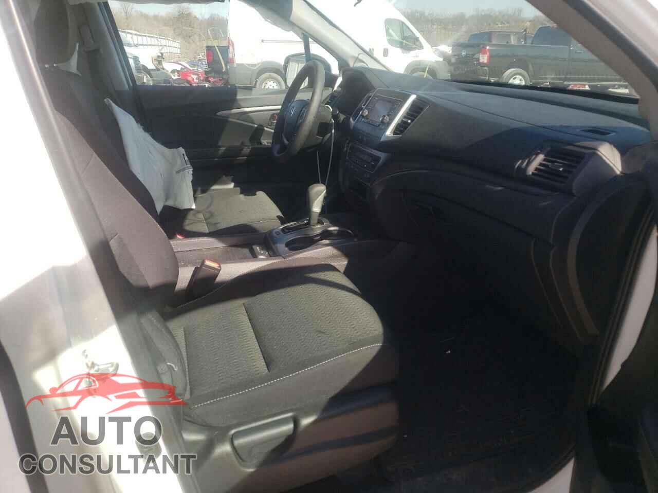 HONDA RIDGELINE 2018 - 5FPYK3F17JB001932
