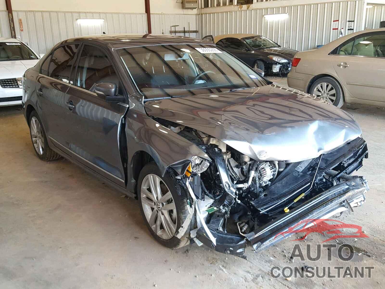 VOLKSWAGEN JETTA 2017 - 3VWL17AJXHM370727