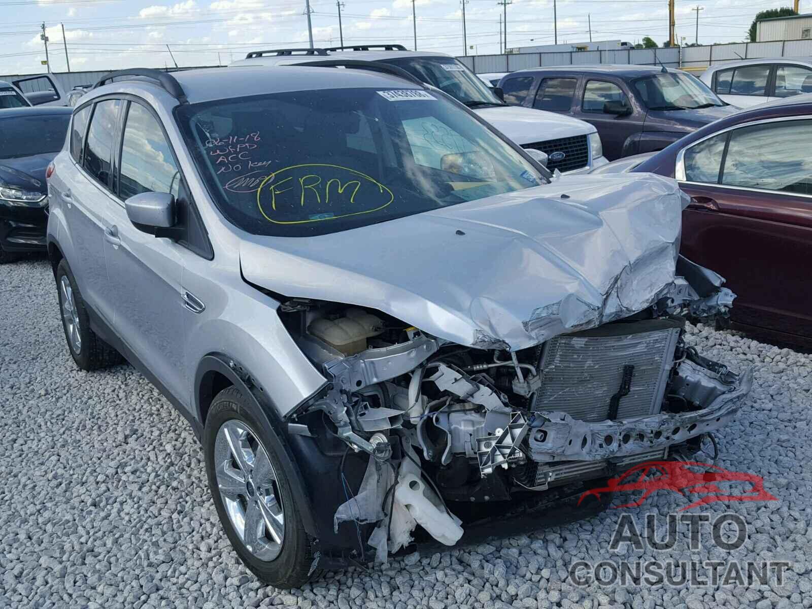 FORD ESCAPE 2015 - 1FMCU0GX9FUC61967