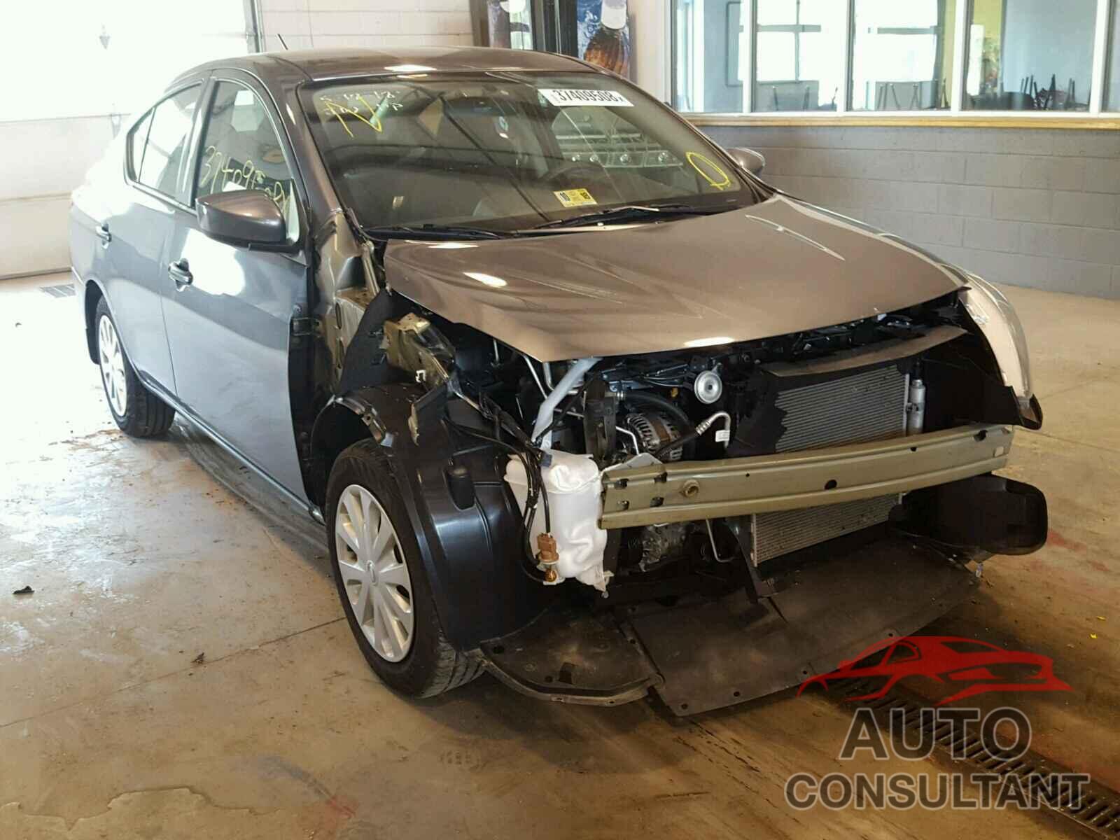 NISSAN VERSA 2018 - 3N1CN7AP3JL805257