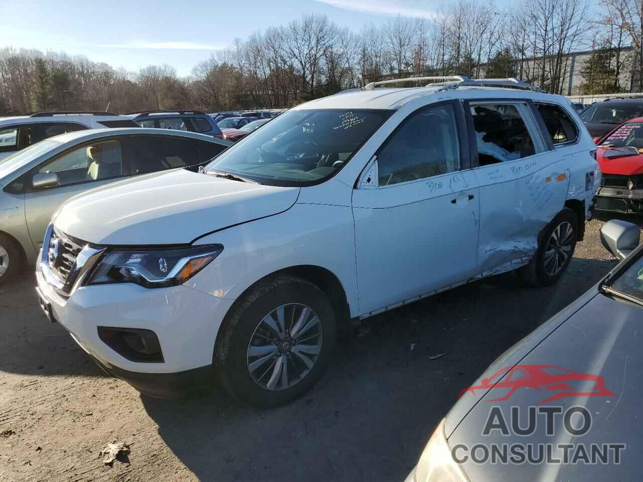 NISSAN PATHFINDER 2018 - 5N1DR2MM8JC649234