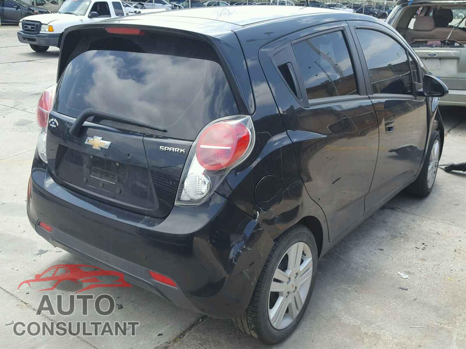 CHEVROLET SPARK 2015 - KL8CB6S91FC738265