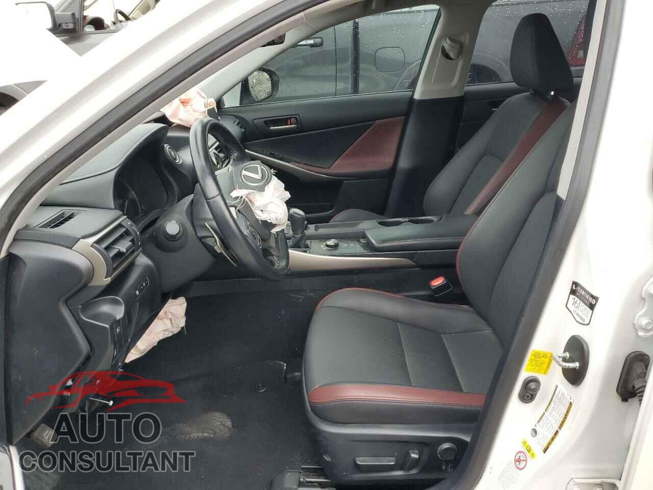 LEXUS IS 2019 - JTHBA1D26K5088886