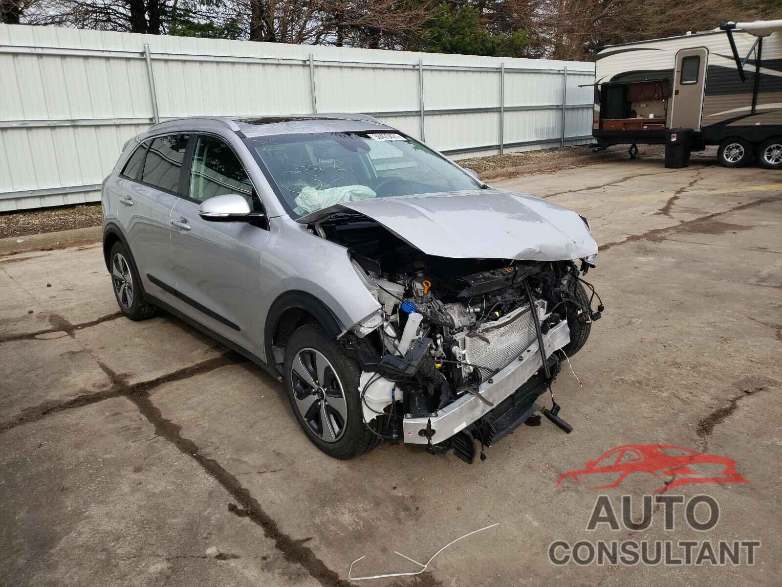 KIA NIRO 2018 - KNDCE3LCXJ5122620