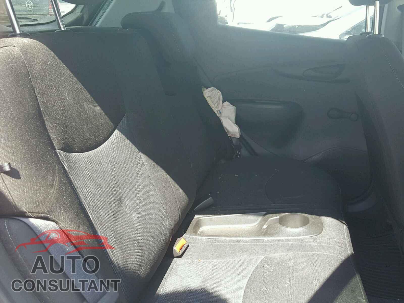 CHEVROLET SPARK 2017 - KL8CA6SA8HC761994