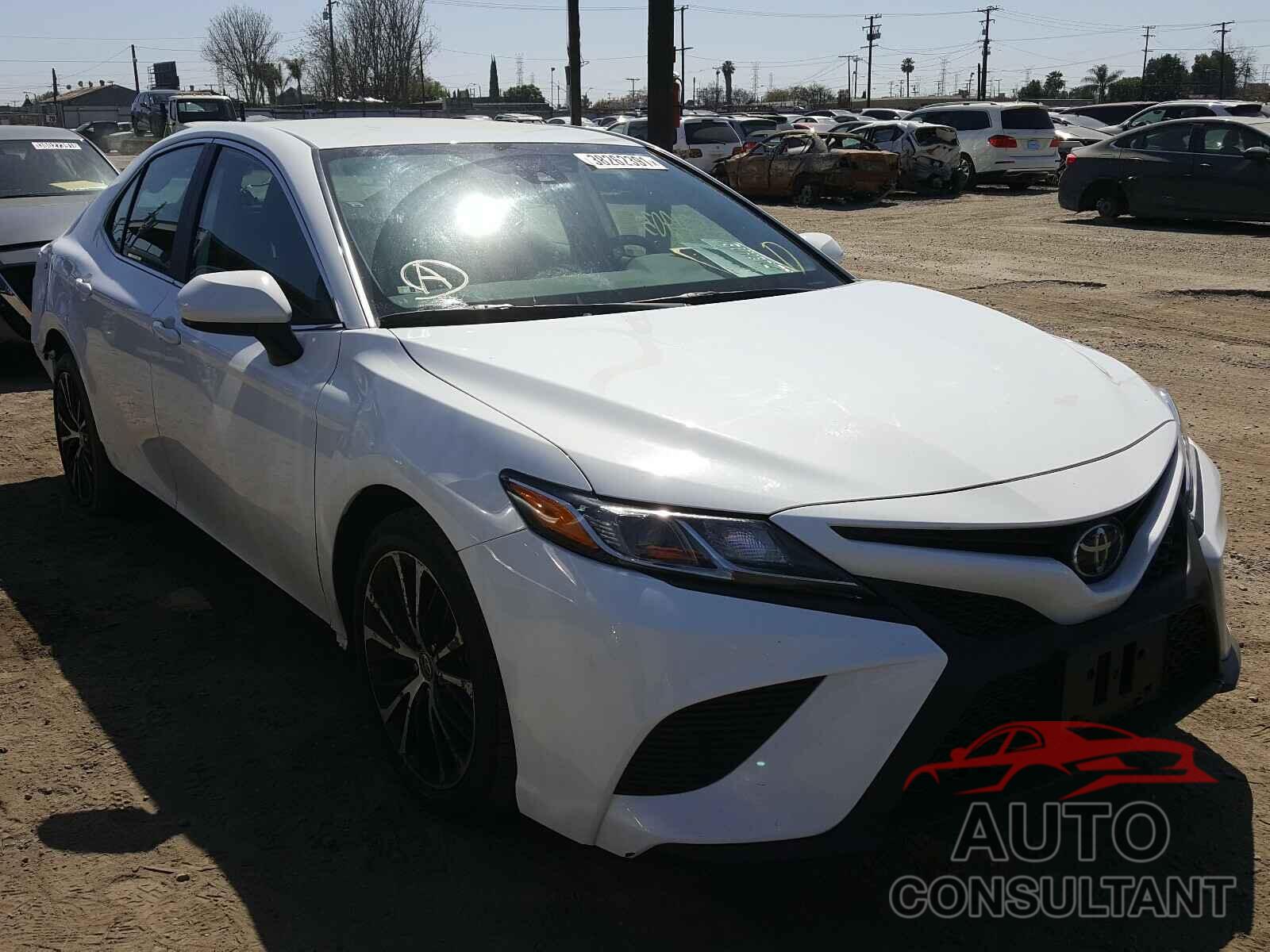TOYOTA CAMRY 2020 - 4T1G11AK0LU951521