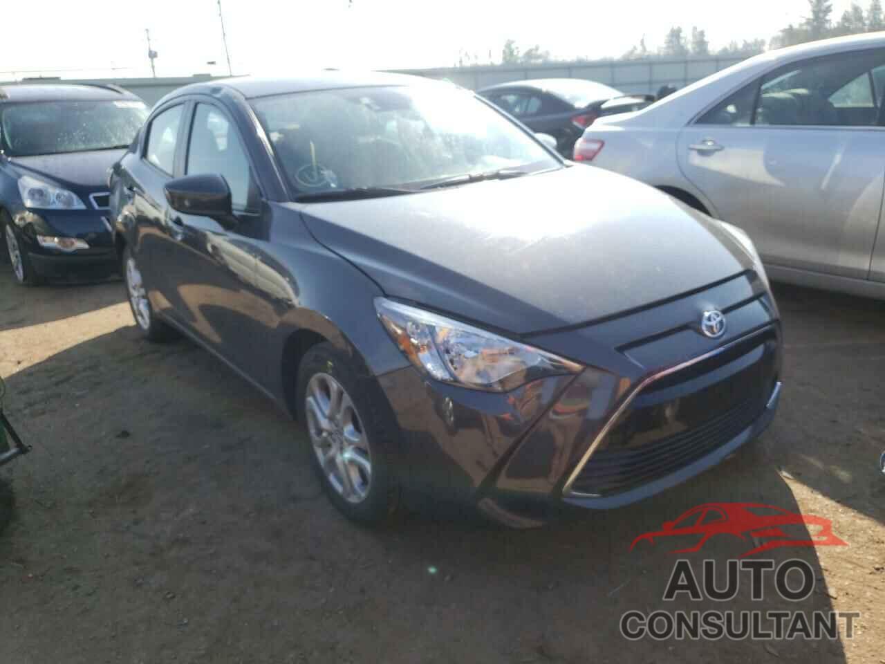 TOYOTA YARIS 2017 - 3MYDLBYV2HY182274