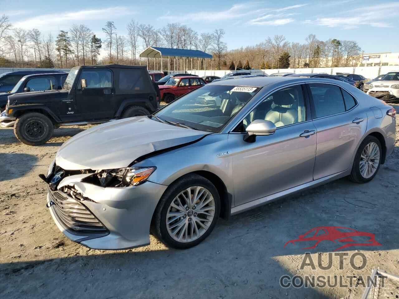 TOYOTA CAMRY 2018 - 4T1B21HK2JU505638