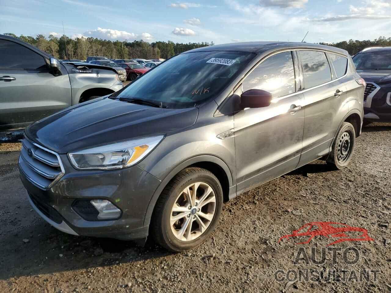 FORD ESCAPE 2017 - 1FMCU0GD9HUB45645