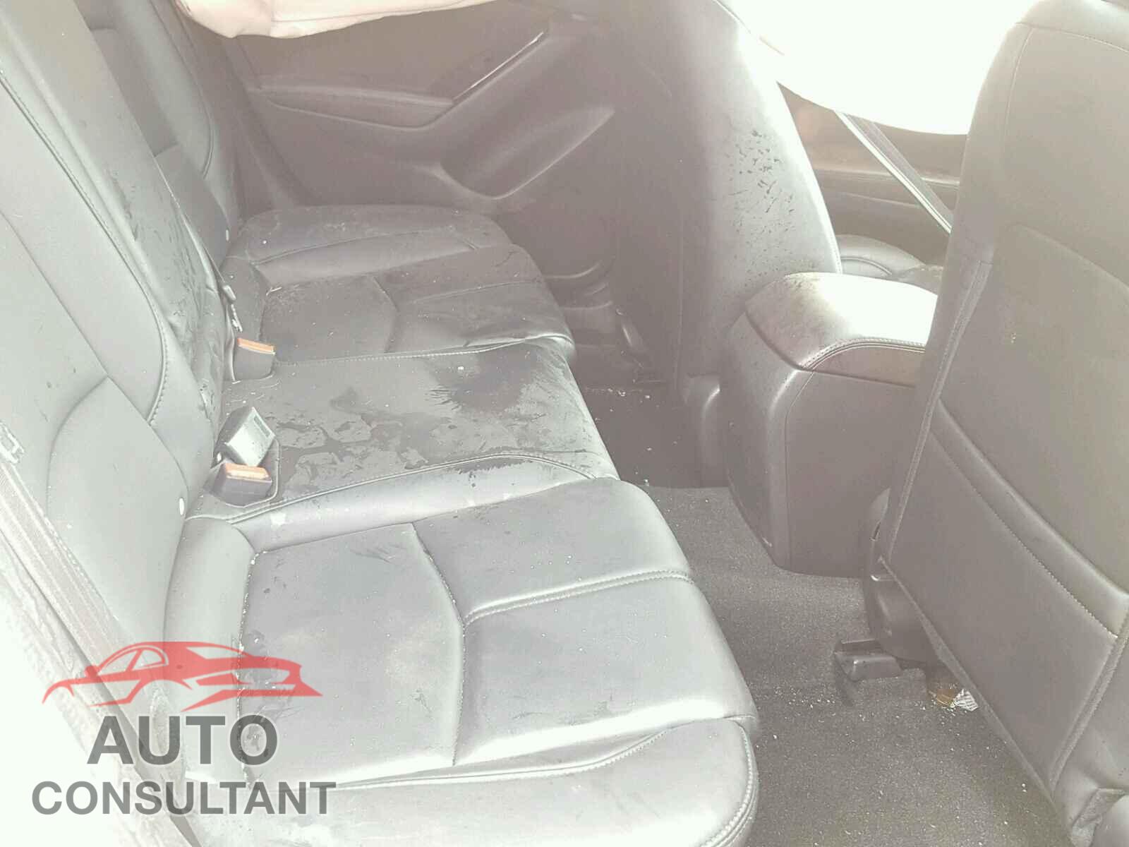 MAZDA 3 2018 - JM1BN1V3XJ1154875
