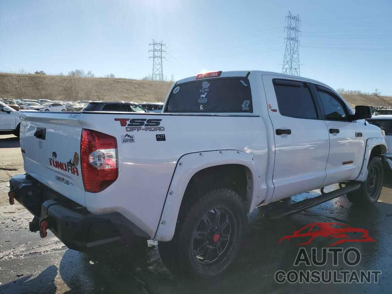 TOYOTA TUNDRA 2016 - 5TFDW5F11GX524630