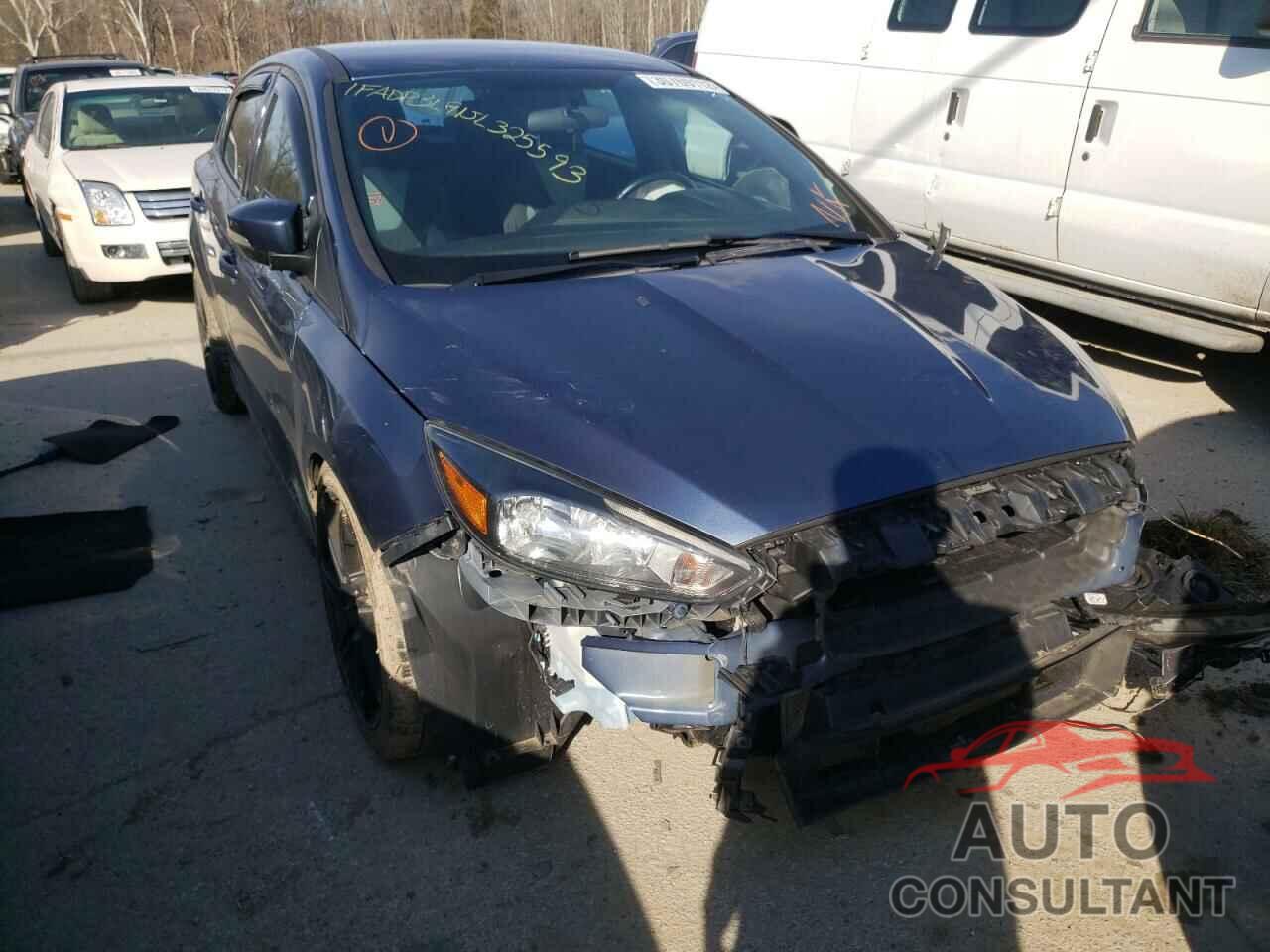 FORD FOCUS 2018 - 1FADP3L91JL325593