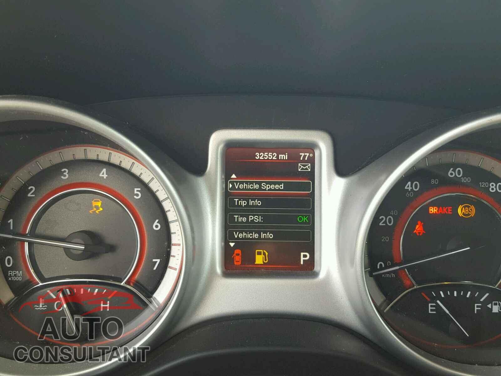 DODGE JOURNEY 2015 - 3C4PDCBBXFT588326