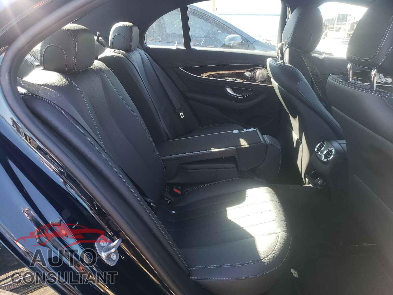 MERCEDES-BENZ E CLASS 2017 - WDDZF4KB7HA138352