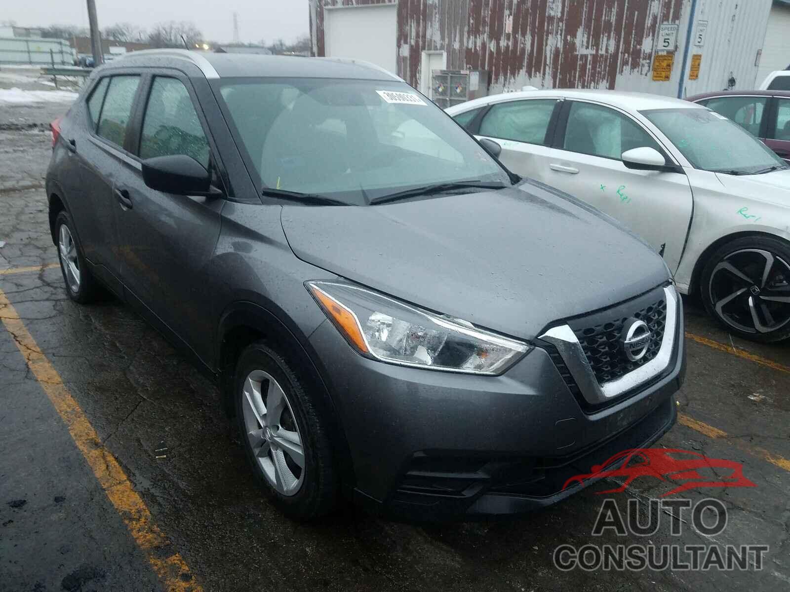NISSAN KICKS 2018 - 3N1CP5CU0JL523143