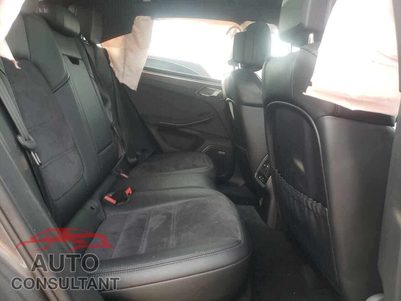 PORSCHE MACAN 2017 - WP1AG2A52HLB55986