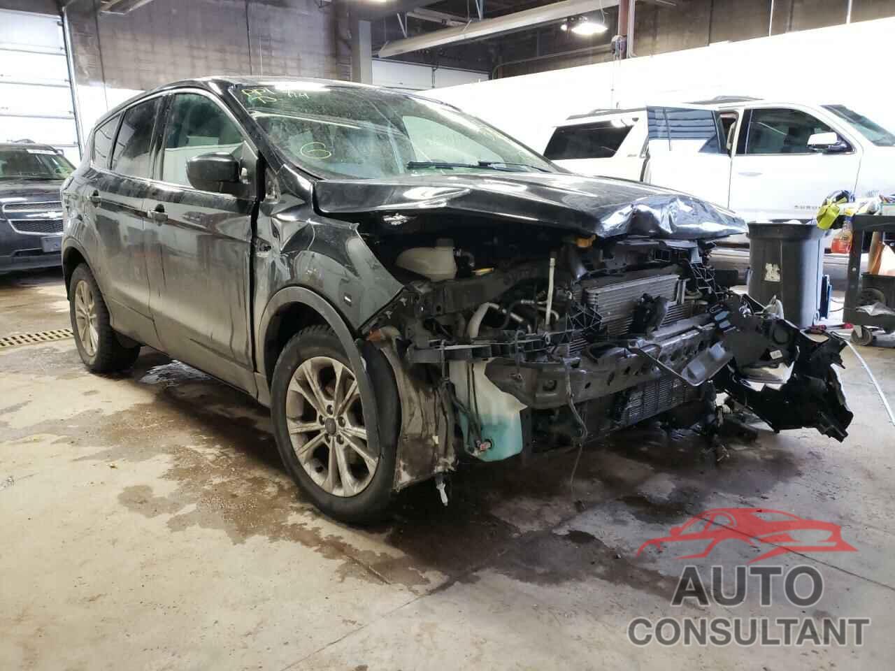 FORD ESCAPE 2017 - 1FMCU0GDXHUD44123