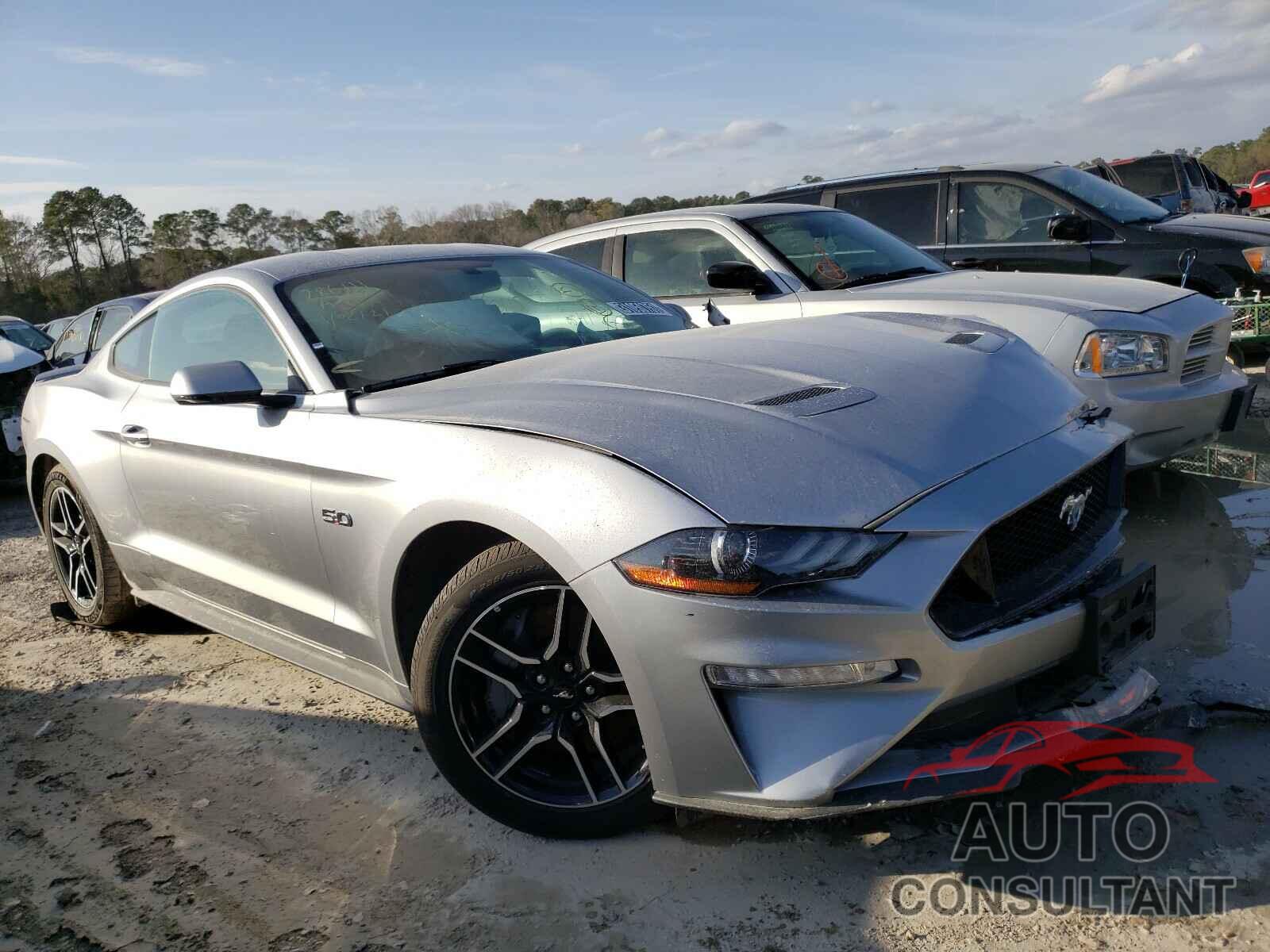 FORD MUSTANG 2020 - 1FA6P8CF8L5111669