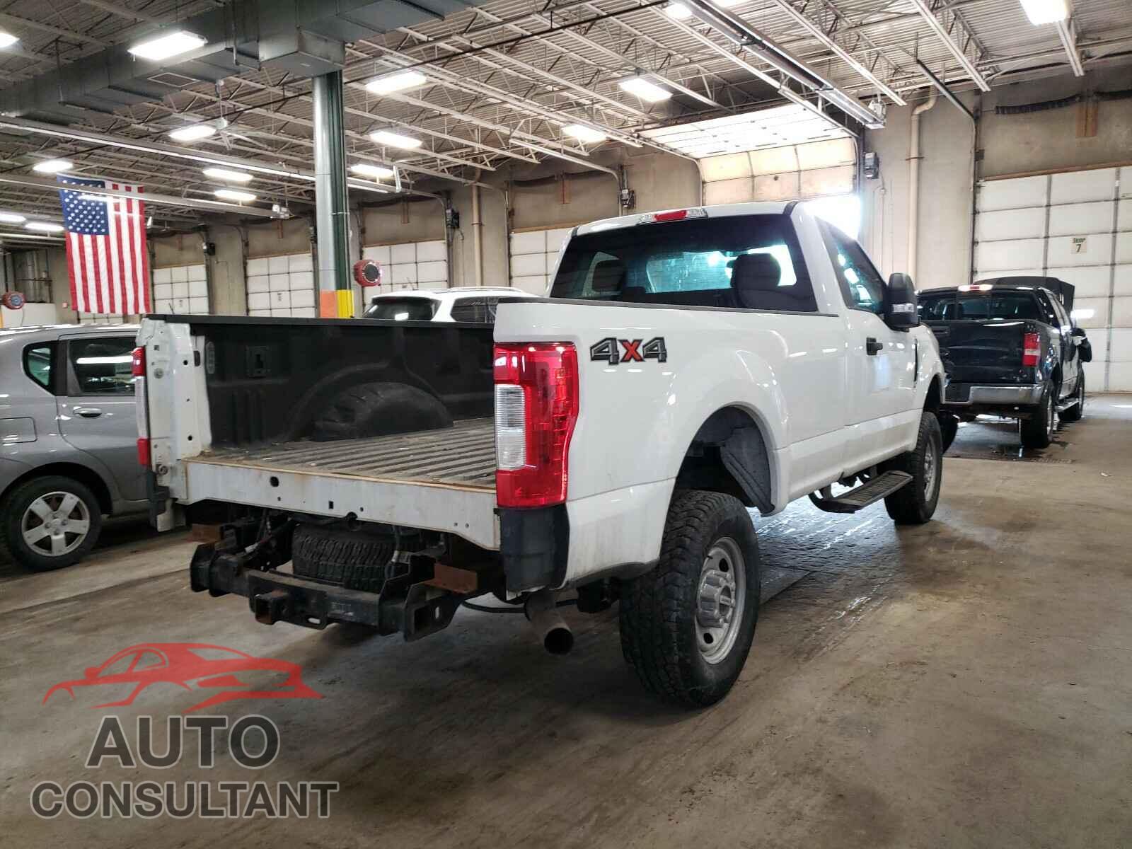 FORD F250 2017 - 1FTBF2B67HEB65580