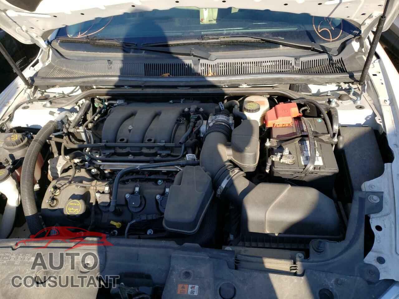 FORD TAURUS 2016 - 1FAHP2E82GG140793