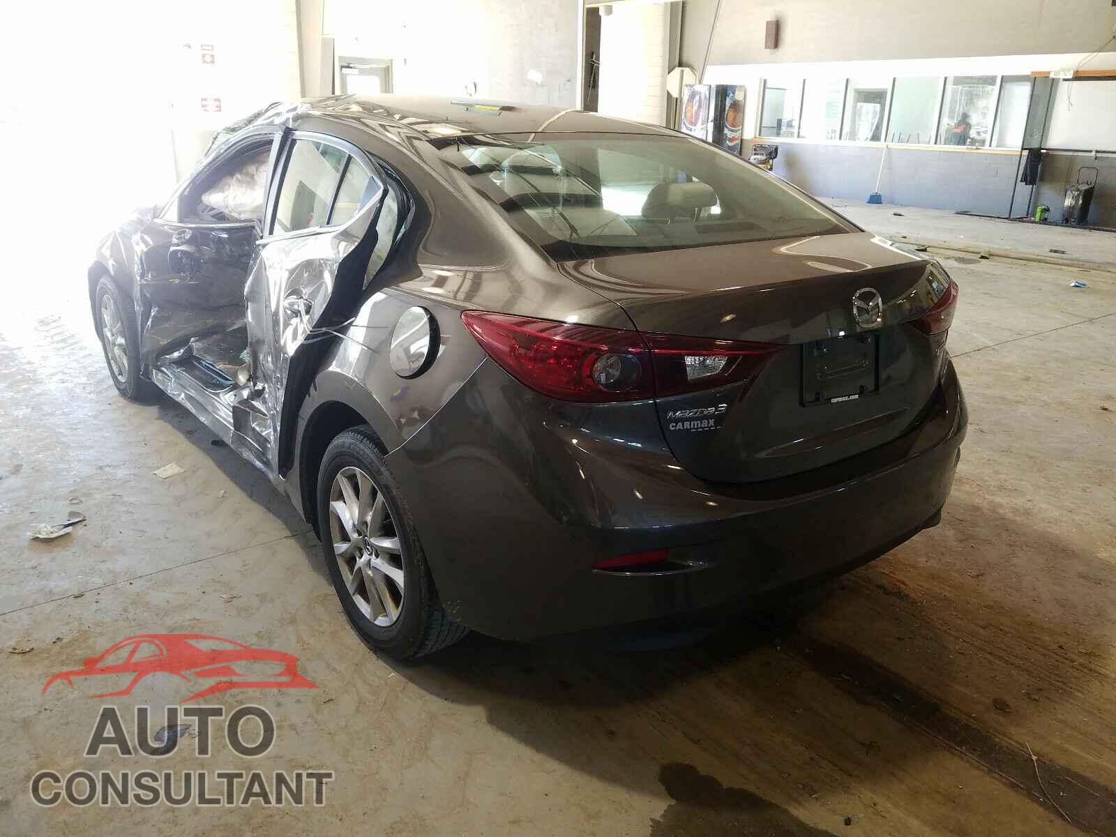 MAZDA 3 2018 - 3MZBN1U79JM158713