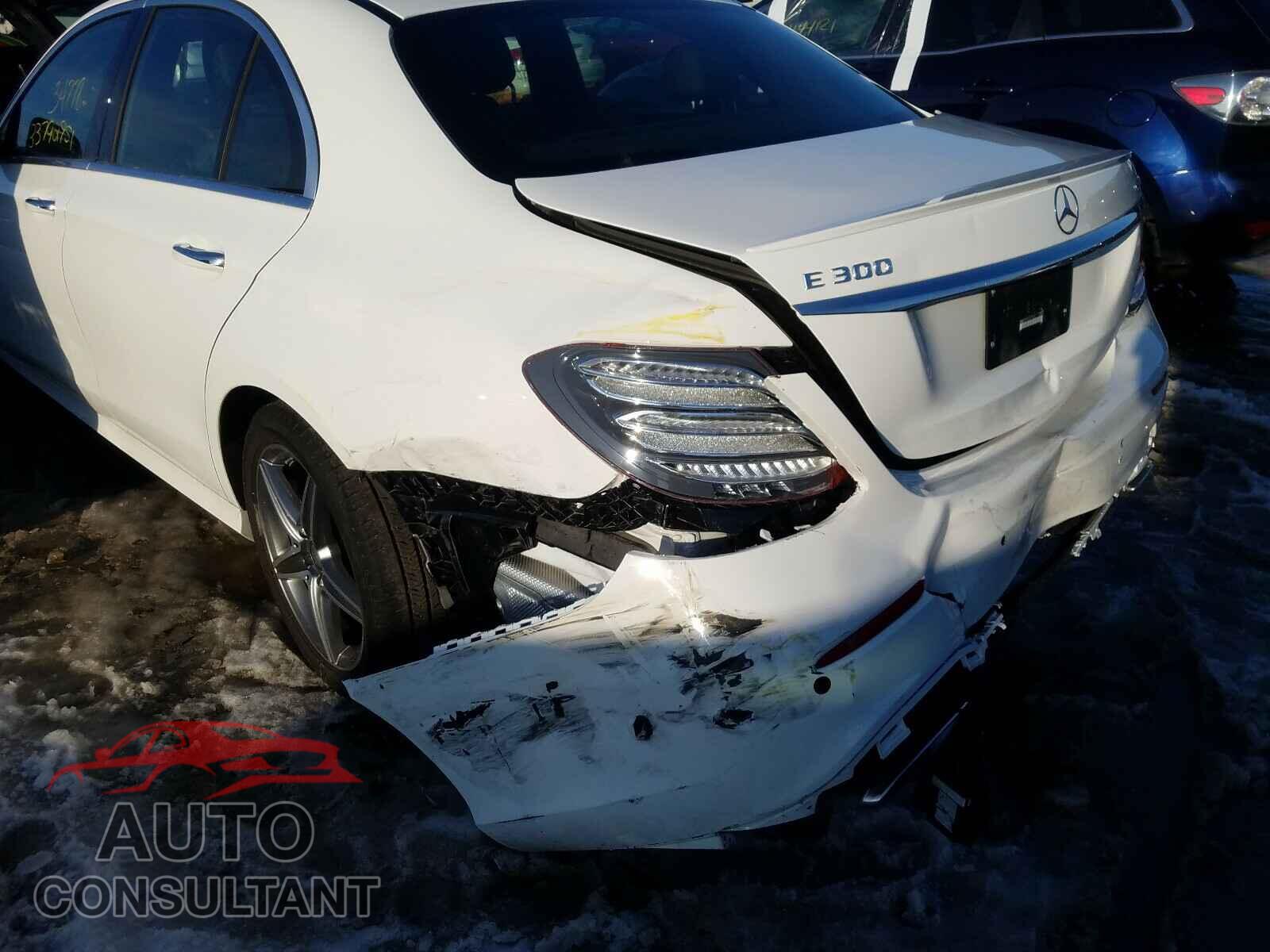 MERCEDES-BENZ E CLASS 2017 - WDDZF4KB5HA171835
