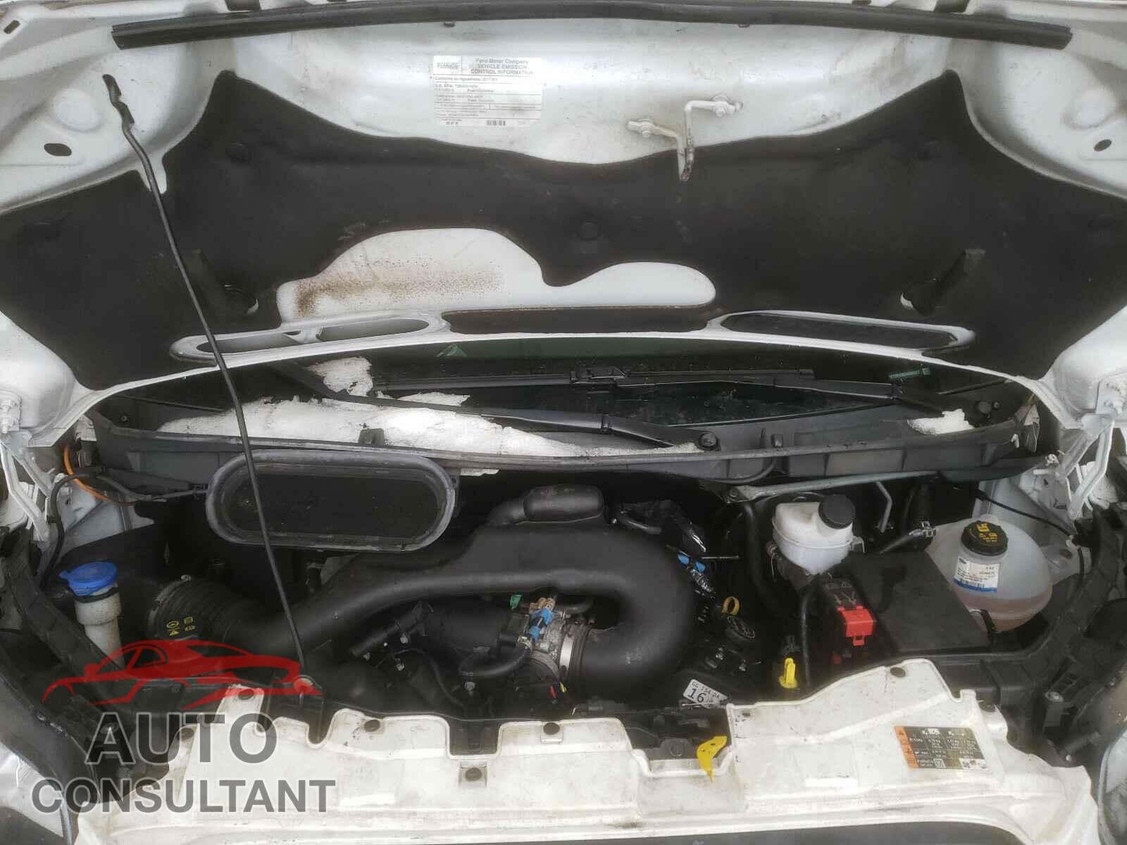 FORD TRANSIT CO 2017 - 1FTYR1CM3HKA82917