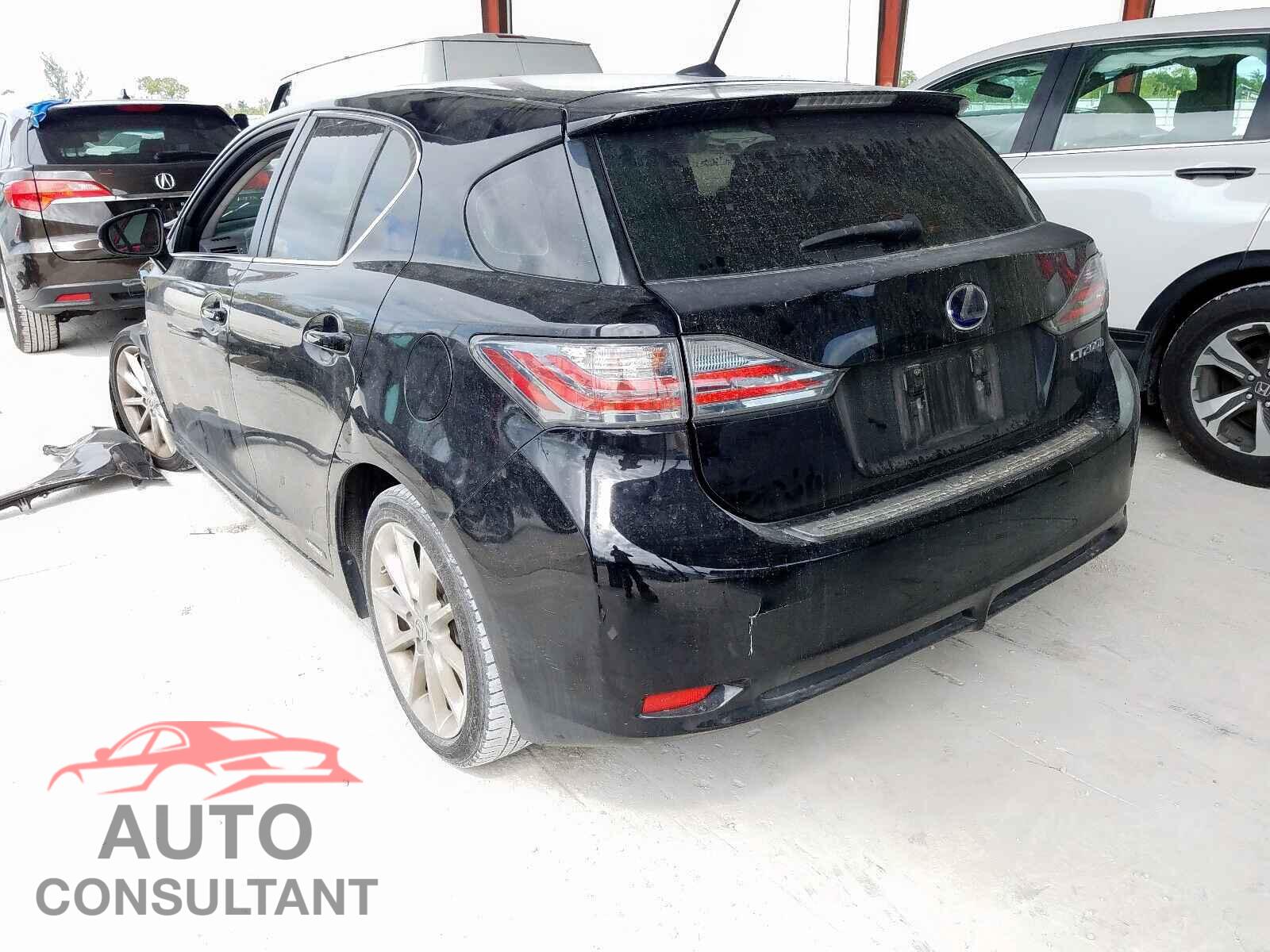 LEXUS CT 200 2011 - 3VWEB7BU6LM046424