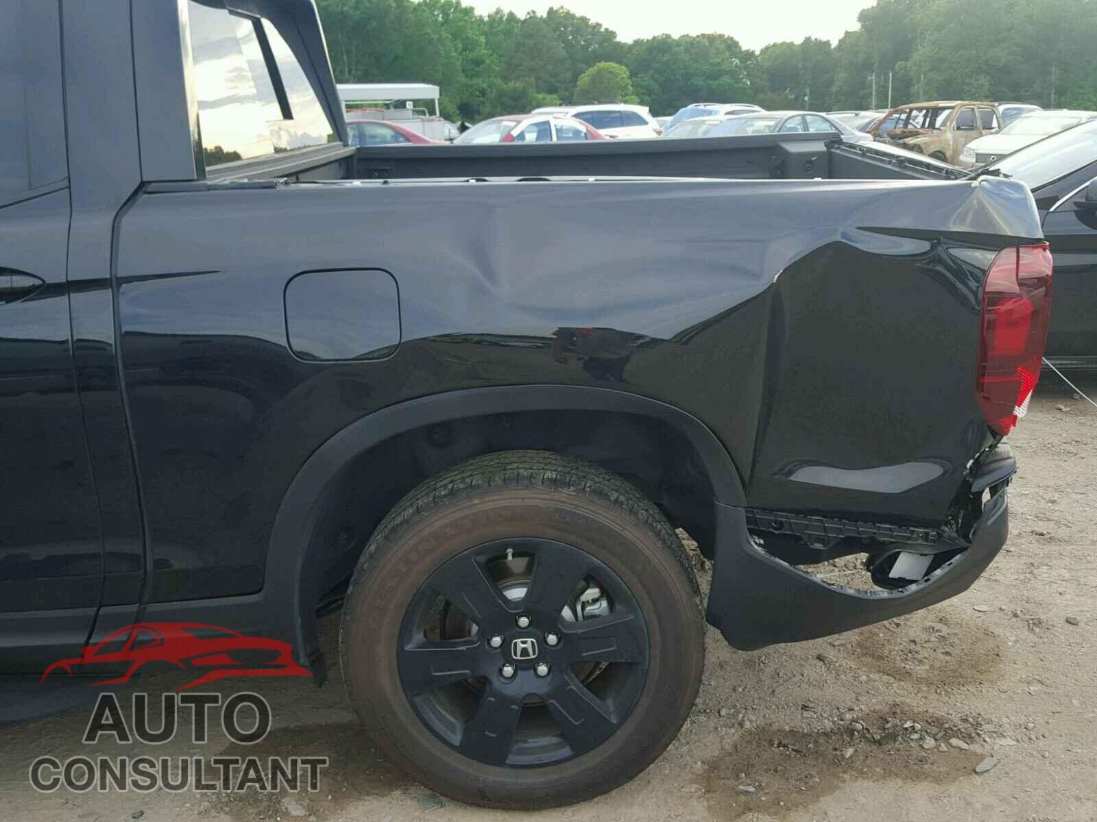 HONDA RIDGELINE 2017 - 5FPYK3F83HB006911