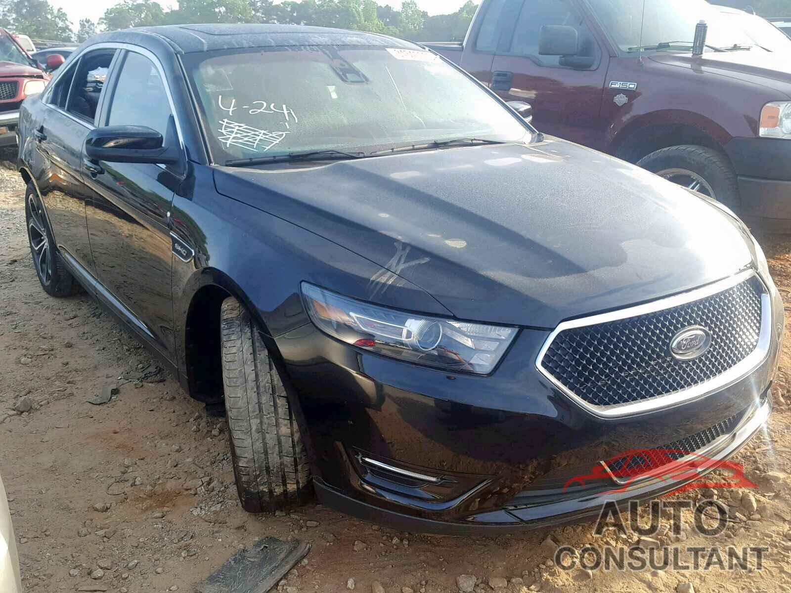 FORD TAURUS 2016 - 1HGCV1F5XKA155662