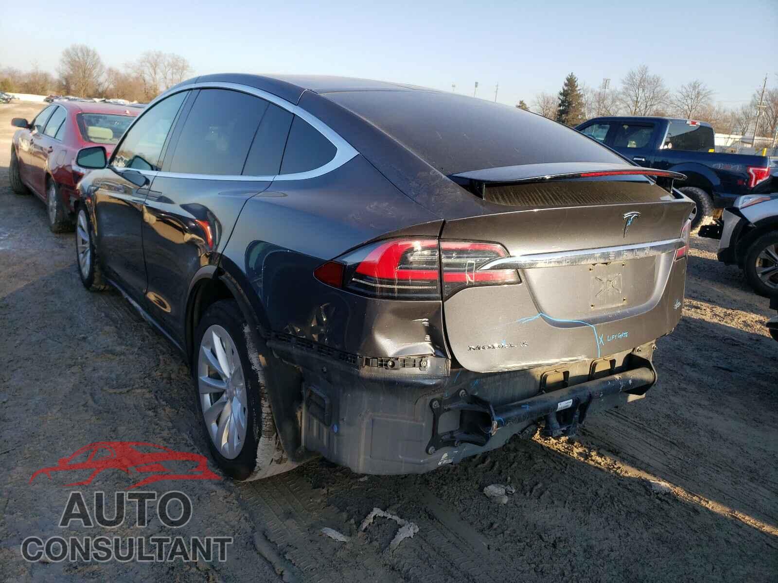 TESLA MODEL X 2016 - 5YJXCBE29GF020366