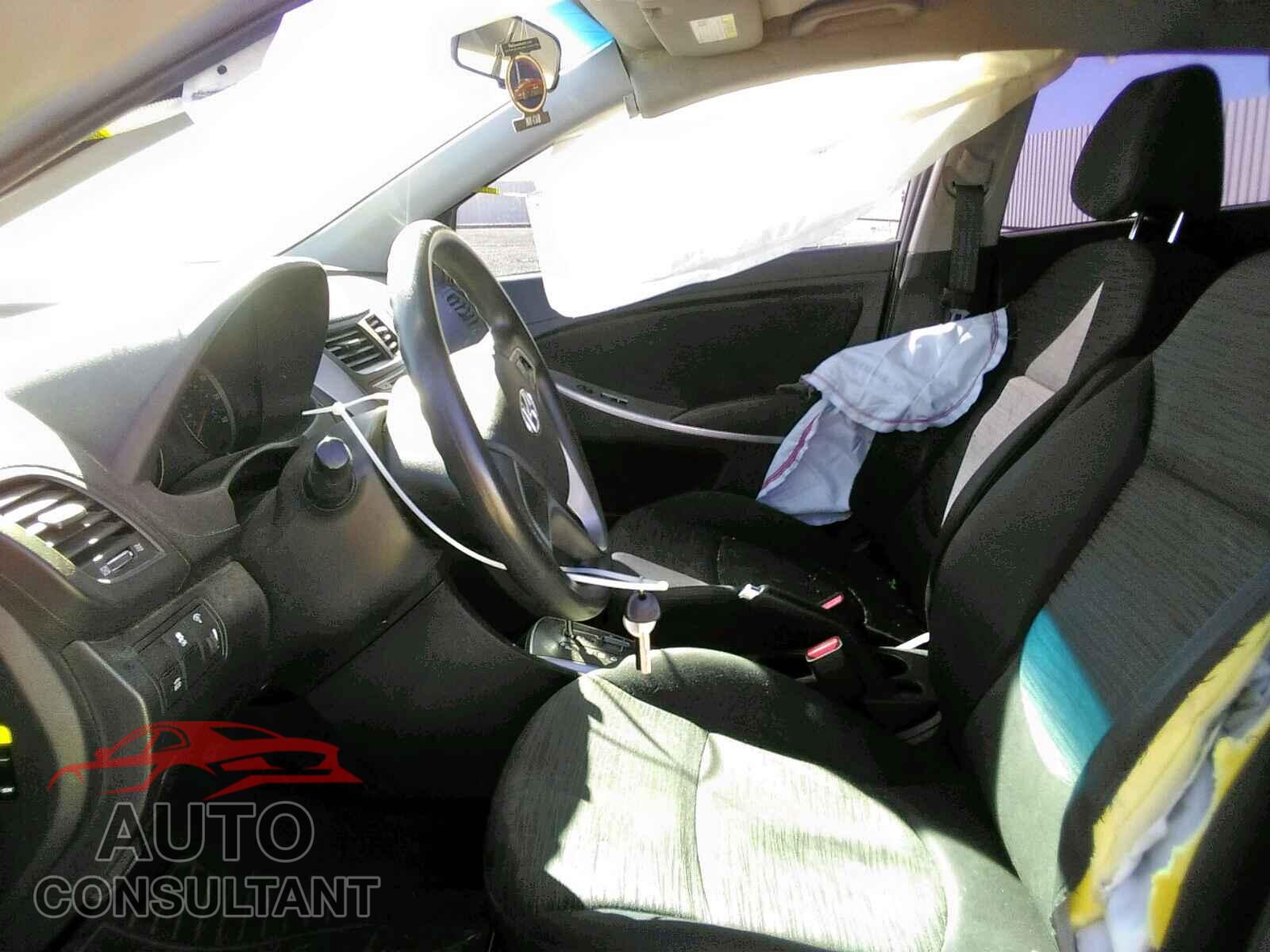HYUNDAI ACCENT 2017 - KMHCT5AE9HU360086