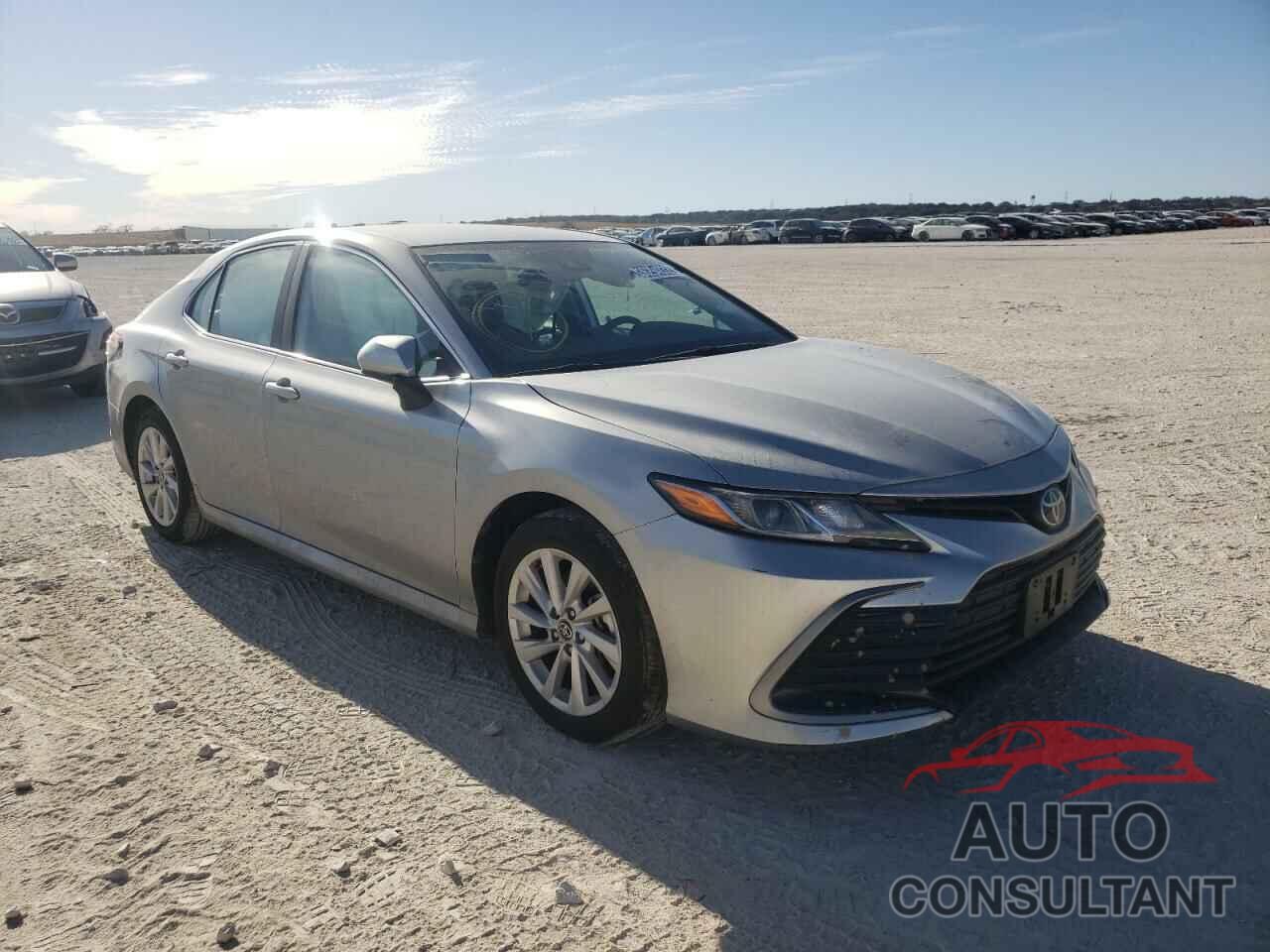 TOYOTA CAMRY 2021 - 4T1C11AK0MU541382